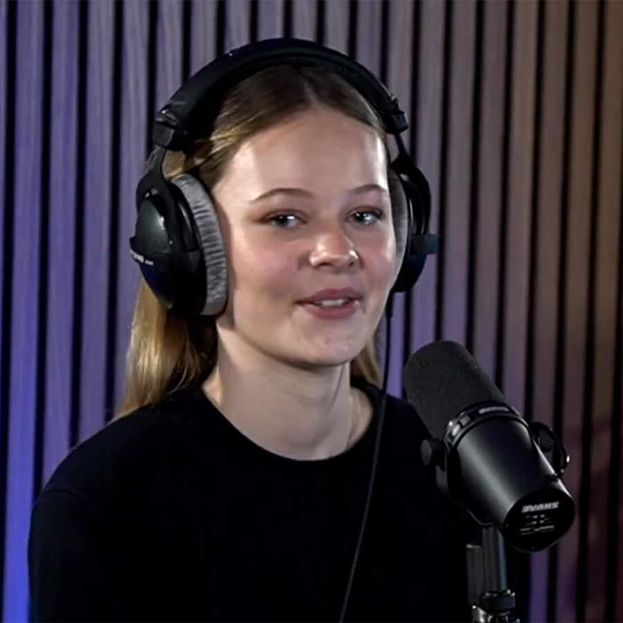 Fiona Fahn – E-Rechnungen Expertin & Podcast Productions bei COMPLAVIS